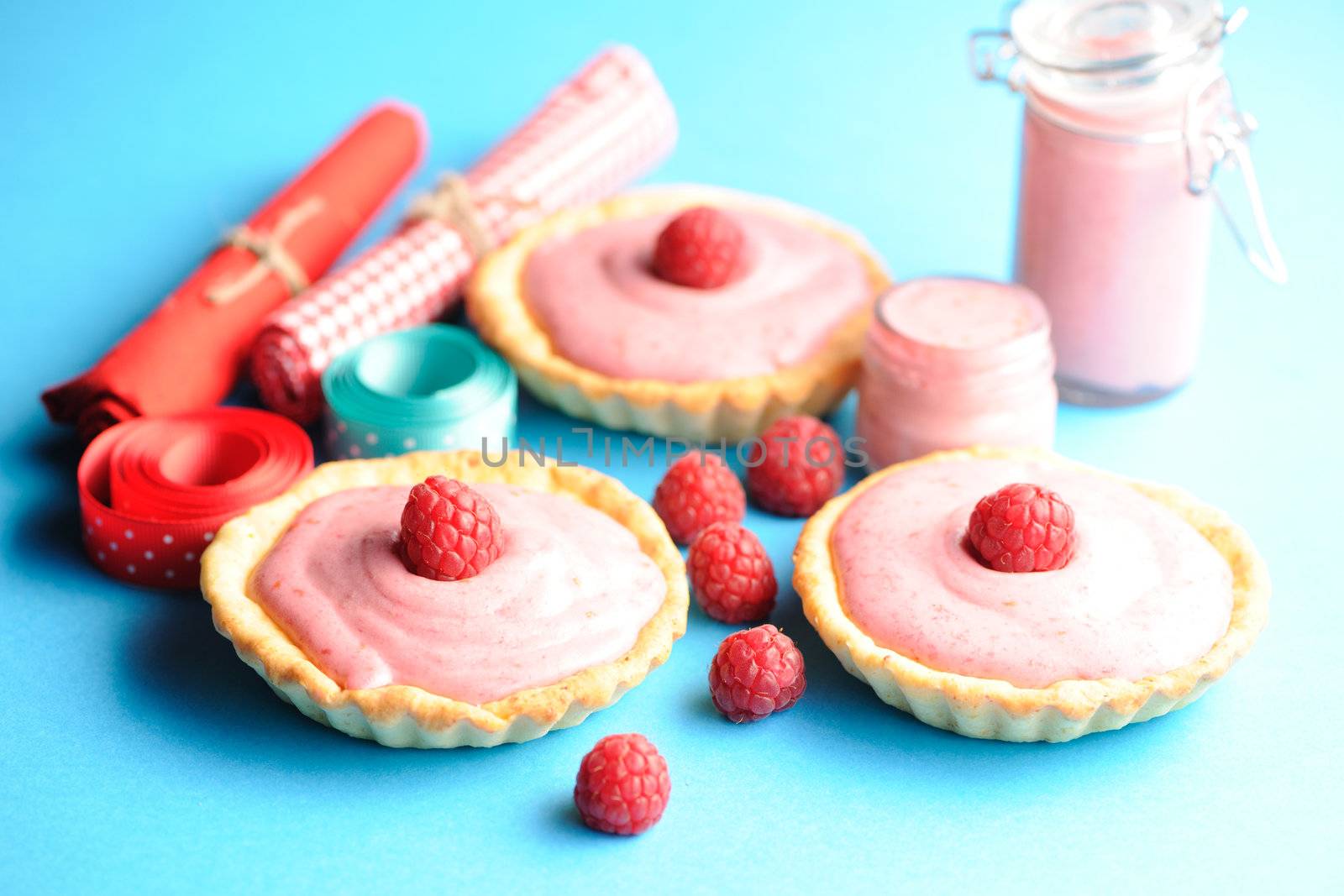 Cakes with raspberry yogurt dessert