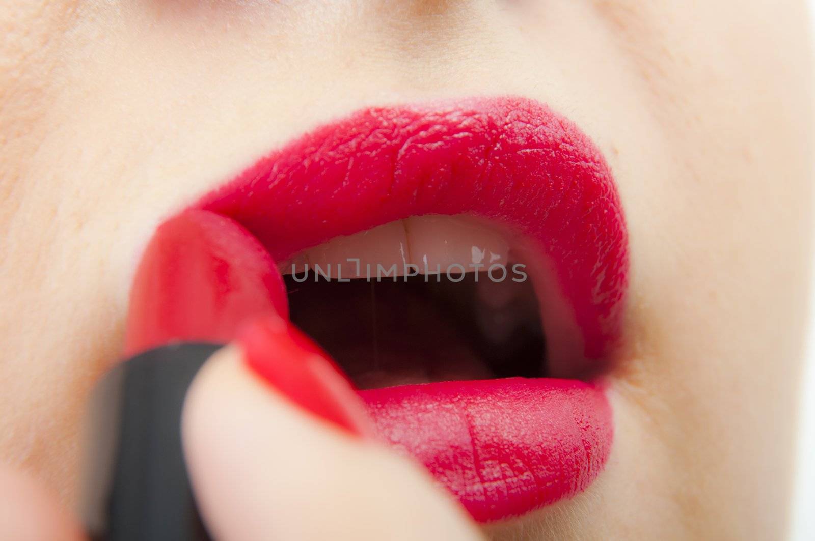 An image of pink lips