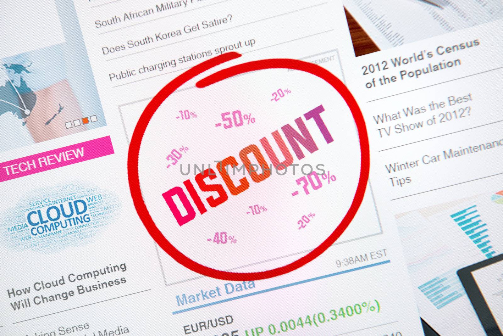 Internet advertisement with text "DISCOUNT" and red selection circle around. 