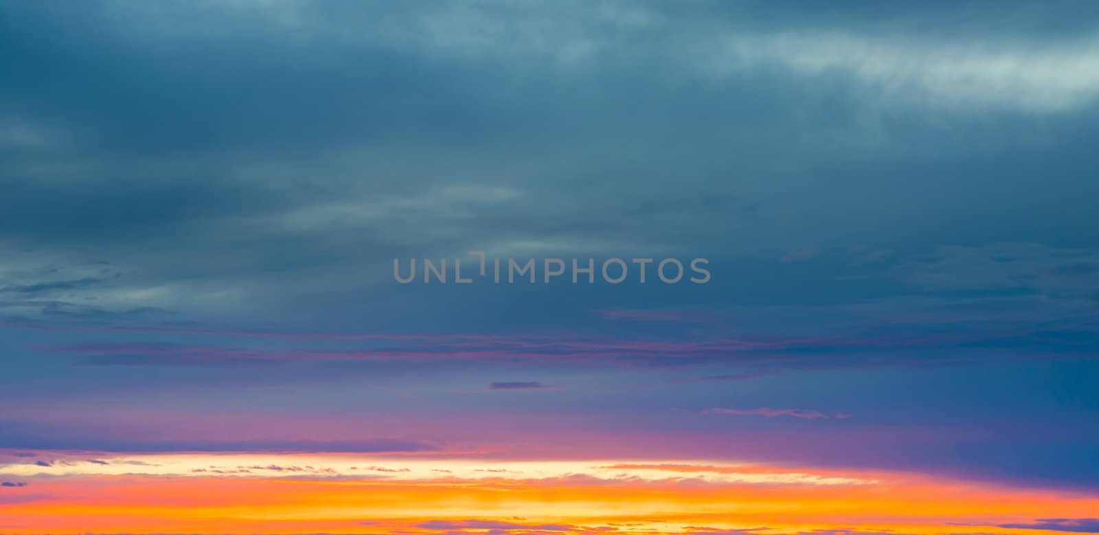 Amazing sunset by Brejeq