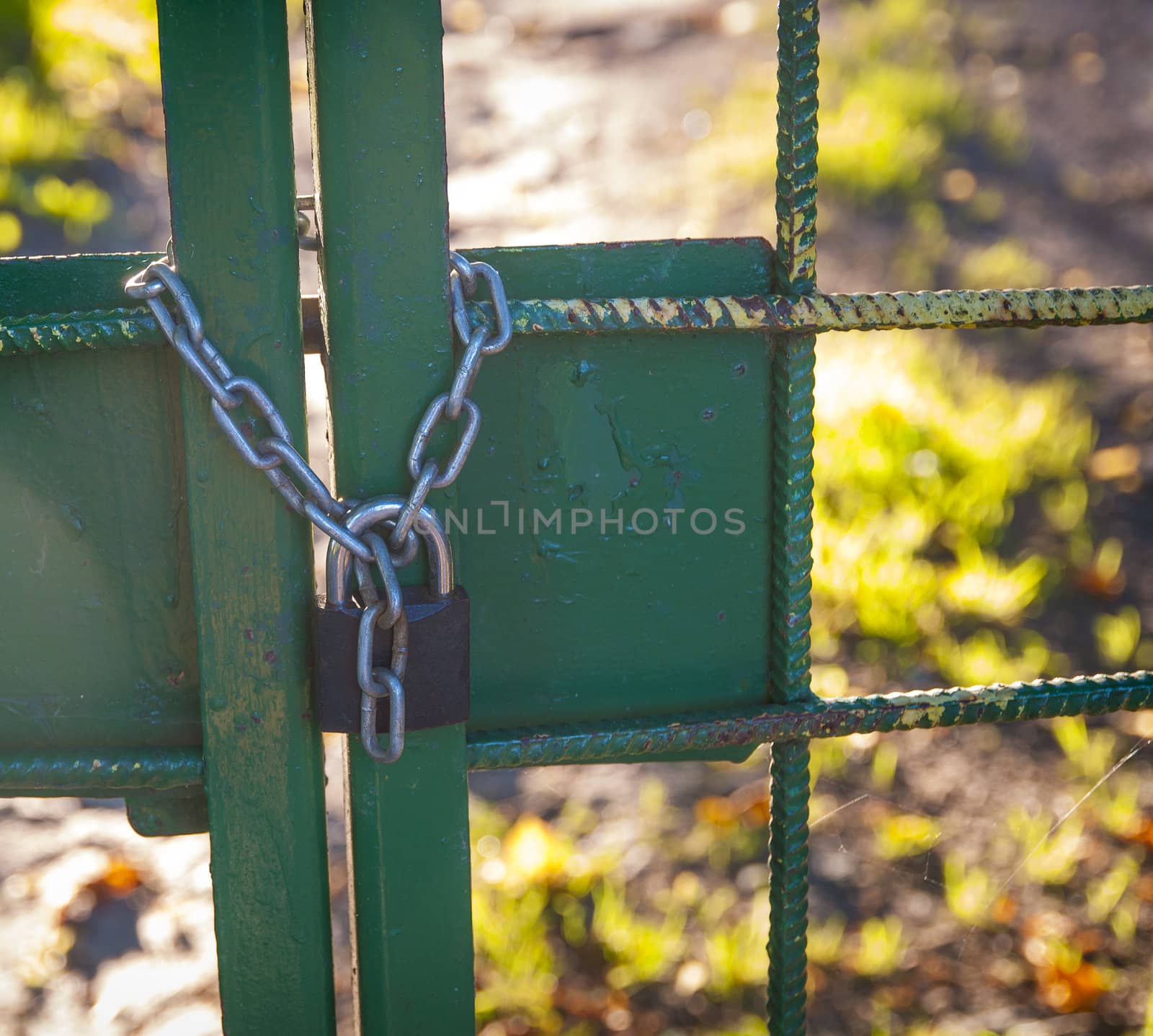 Closed gate with chain and padlock