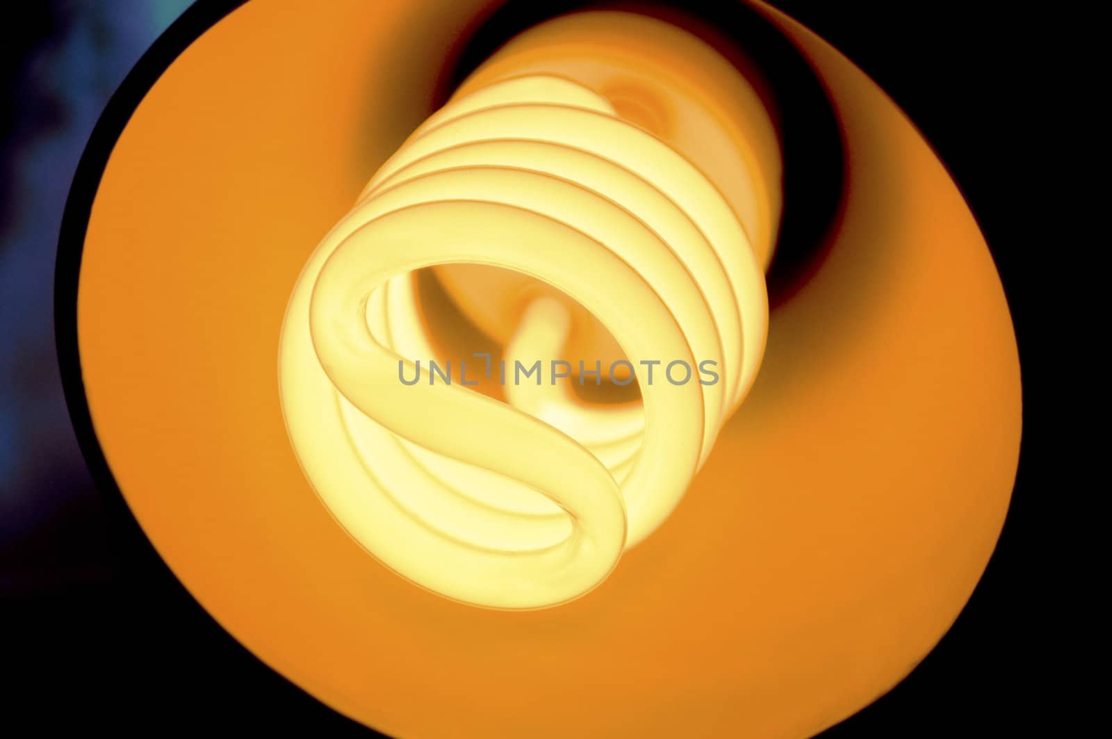 An image of light buln on black background