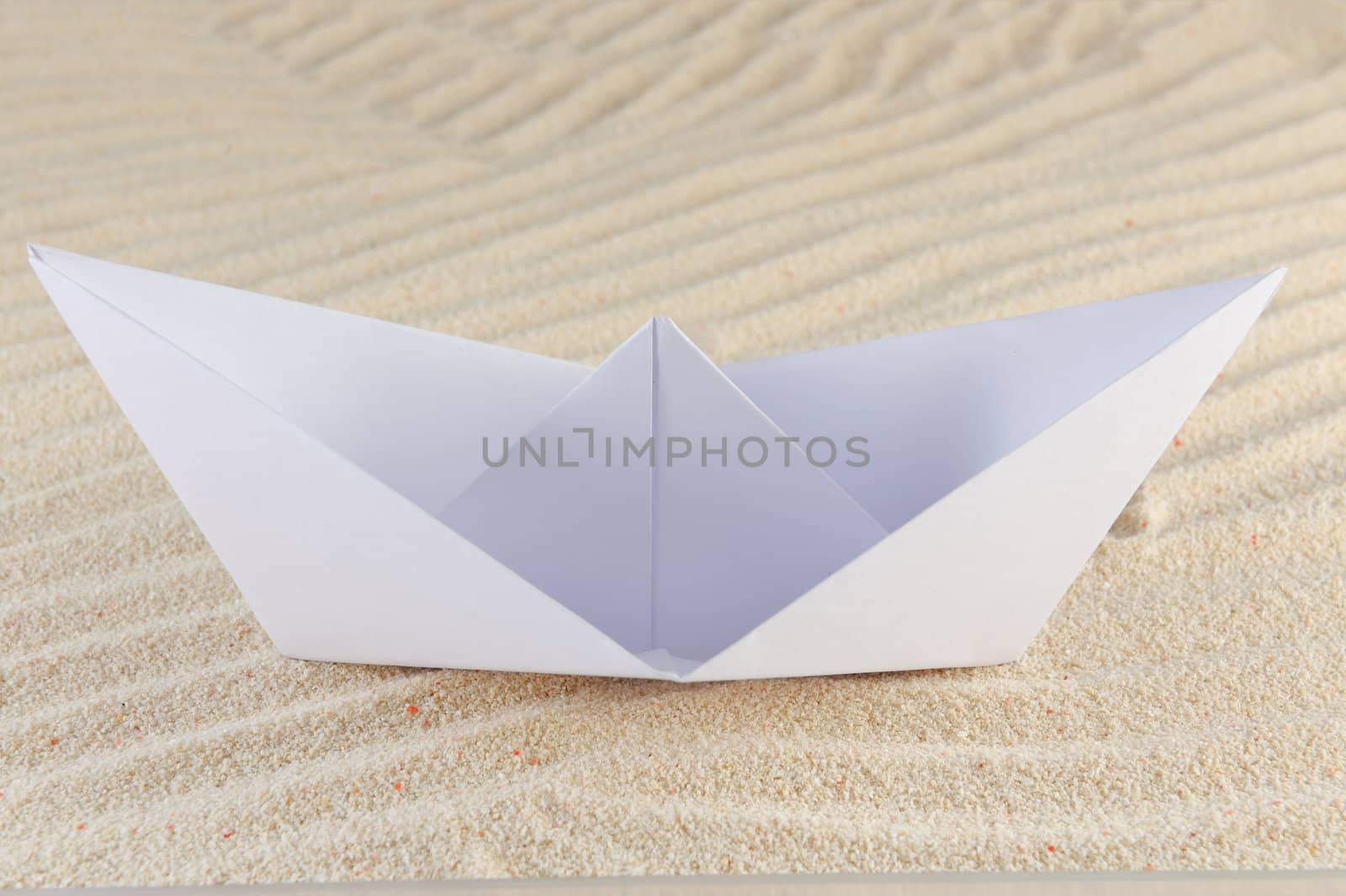 Paper Boat by raywoo
