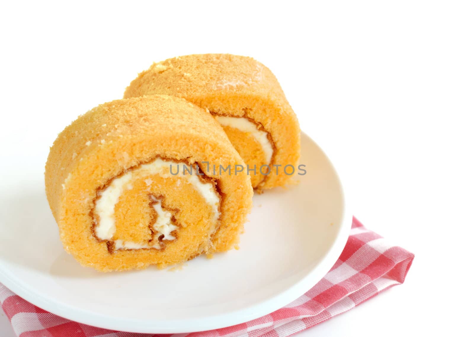 orange roll cake with cream