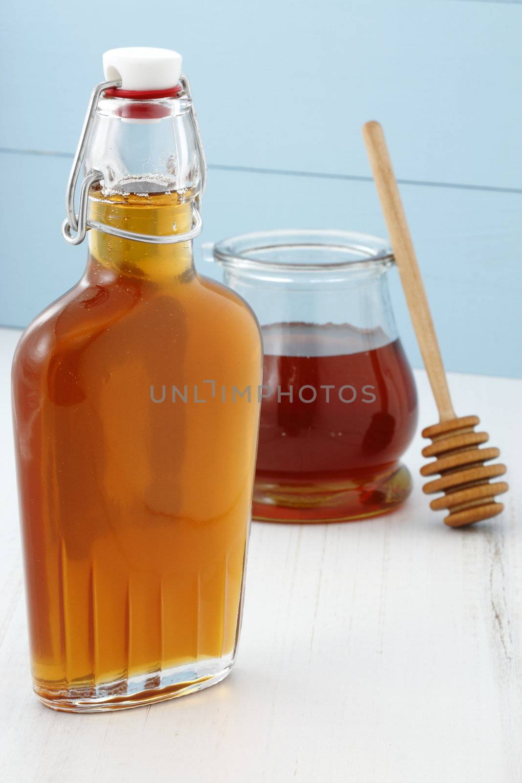 Organic honey by tacar