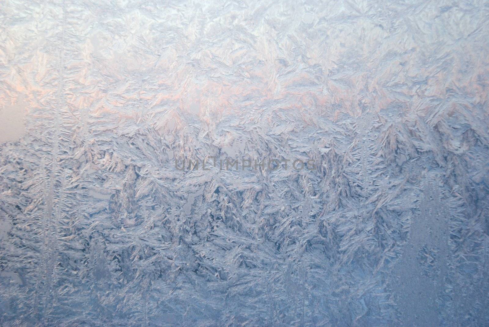  Ice on window,winter icy patterns,icy drawings