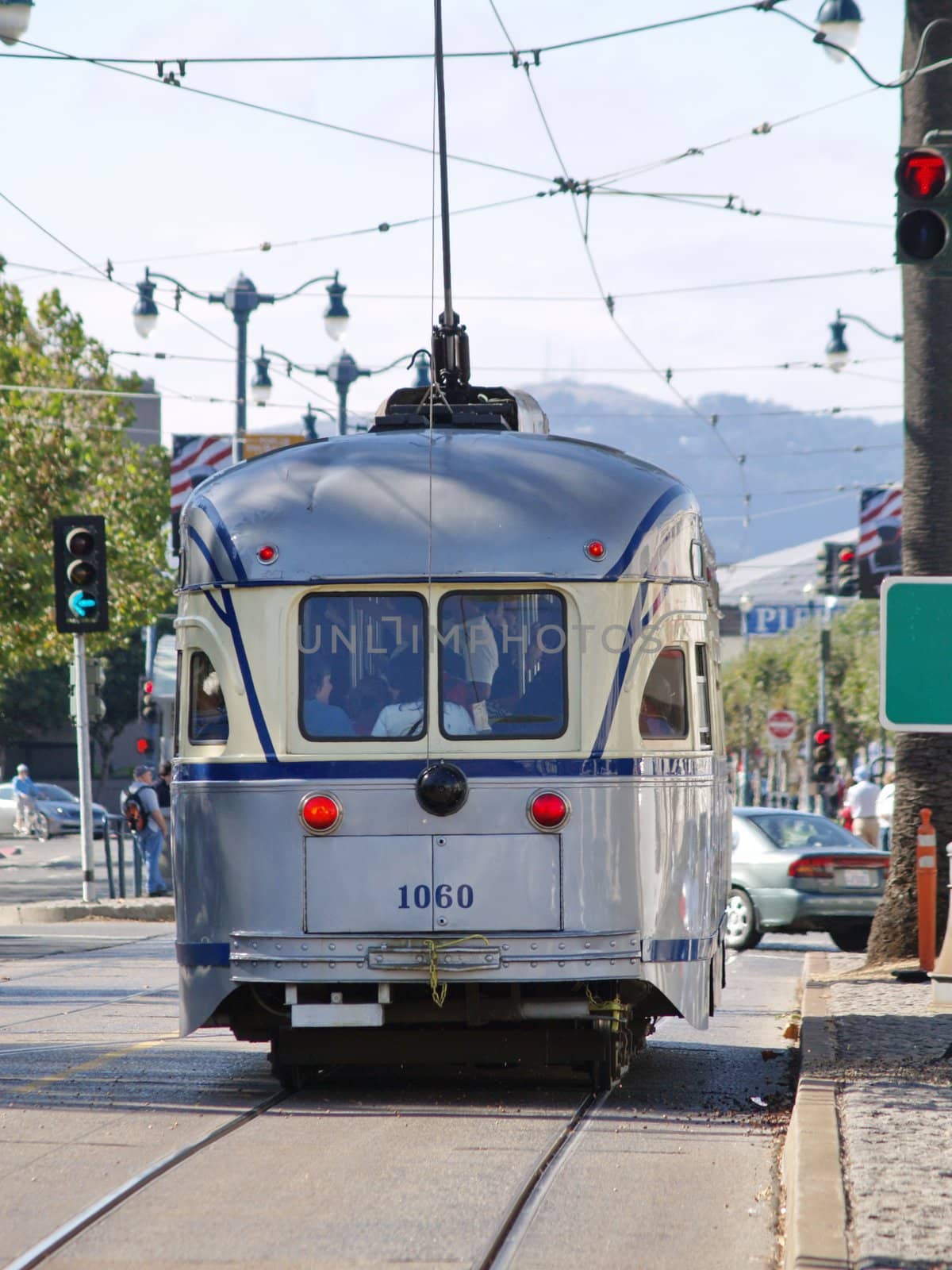 Tram in San Francisco by anderm