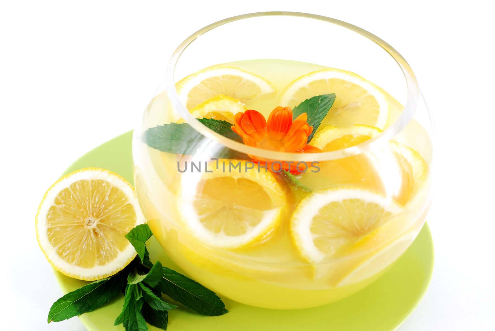 Lemonade with lemon and mint leaf