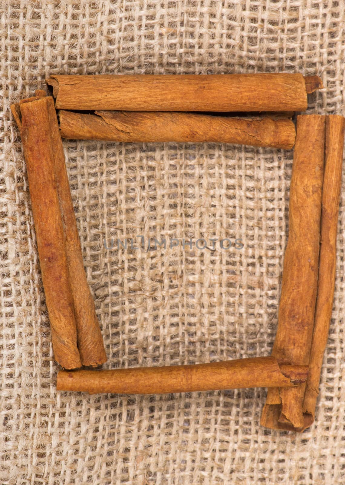 cinnamon sticks frame