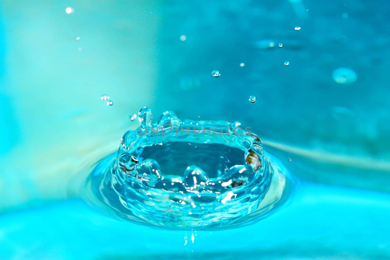 Water drop close up by bajita111122