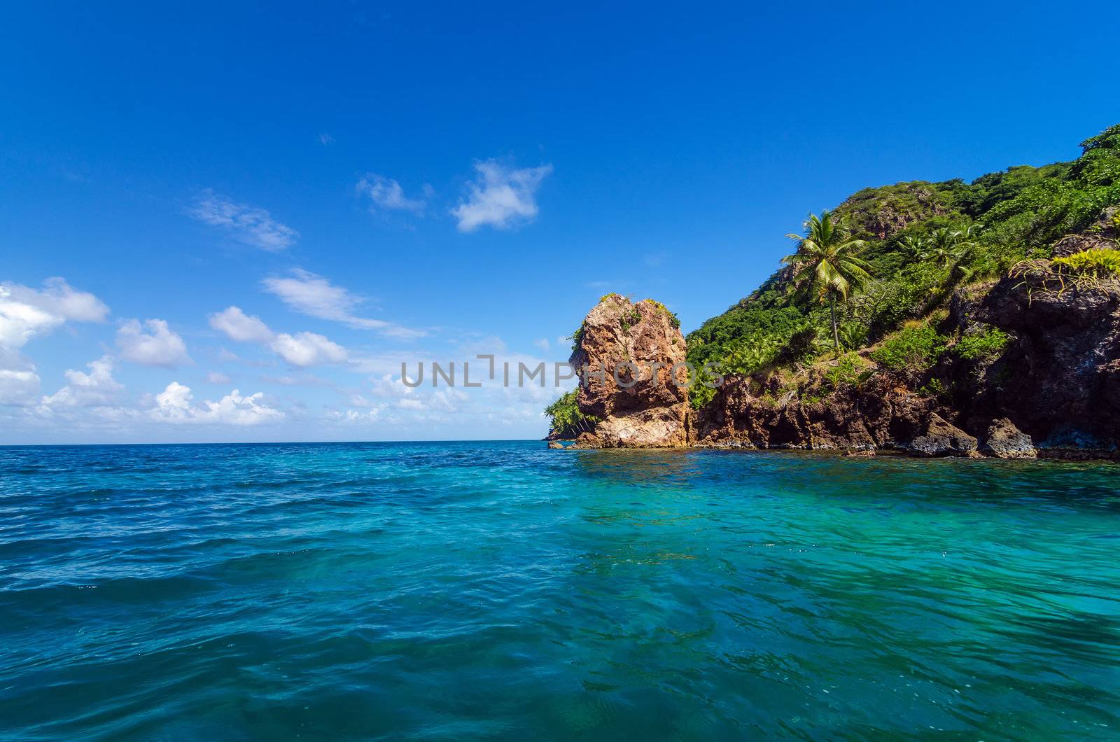 View of Morgan's Head natural rock formation in San Andres y Providencia, Colombia