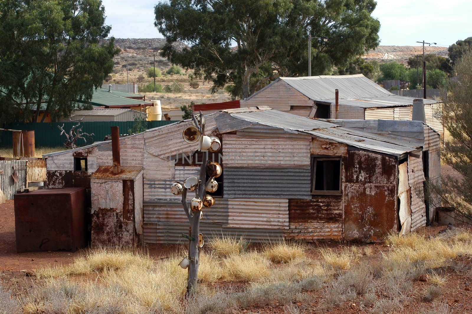 phantom city of Leonora in the Australia Western which was used to place the blue-collar worker of the goldmine, city now given up and preserved in the state as if the inhabitants had disappeared