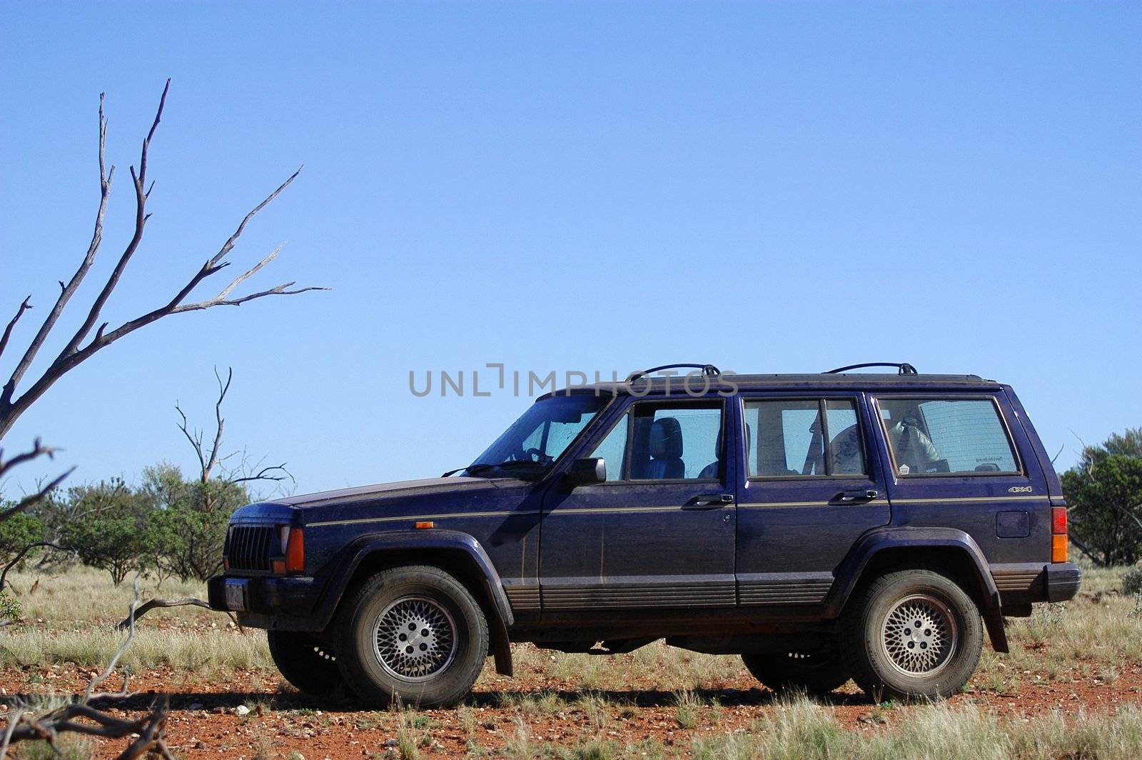4x4 in the Australian bush