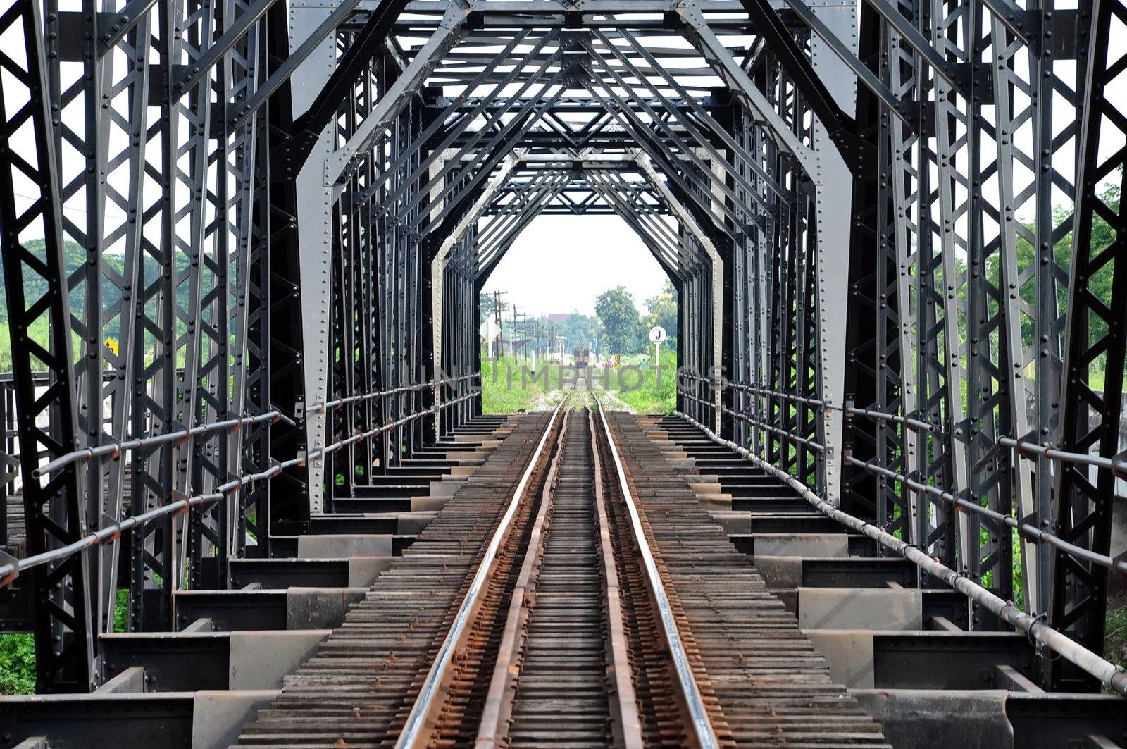 Bridge made ​​of steel. For the train to pass.