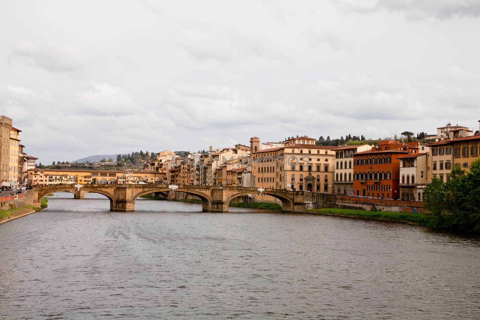 River Arno and old buildings in Florence
