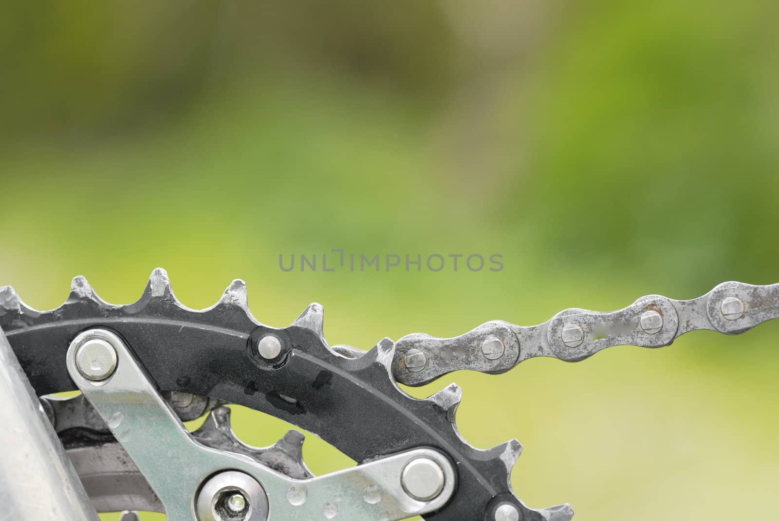 Detail of rear gears and chain set of mountain bike. 