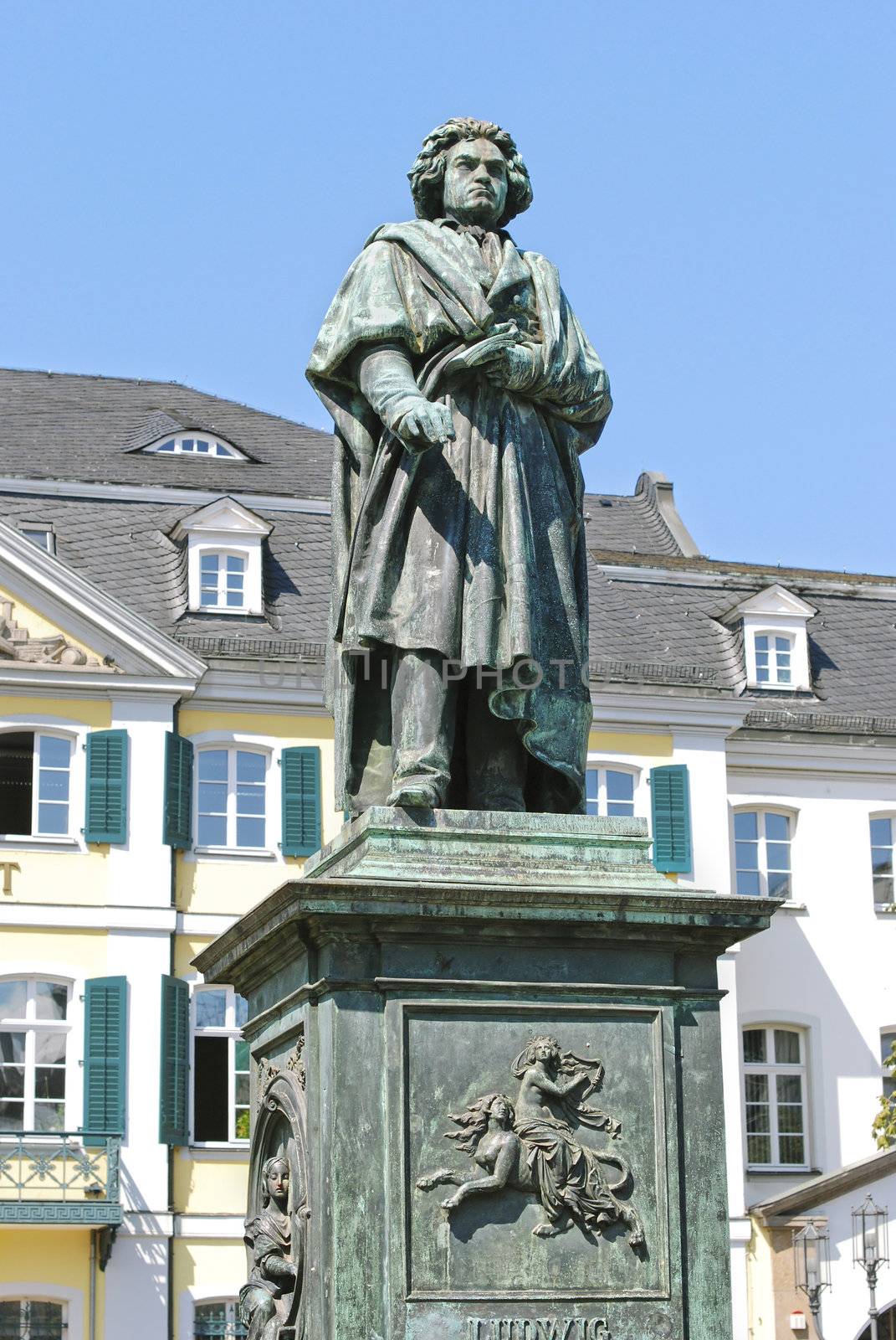 Monument of Ludwig van Beethoven on background of post building in the center of Bonn, Germany