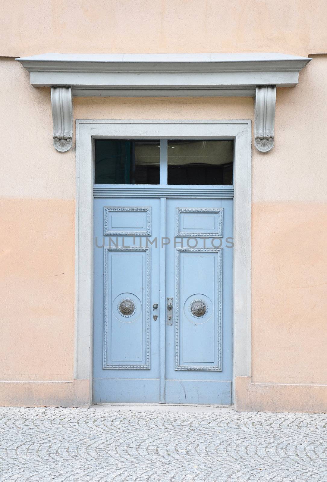 Portal in Weimar by rbiedermann