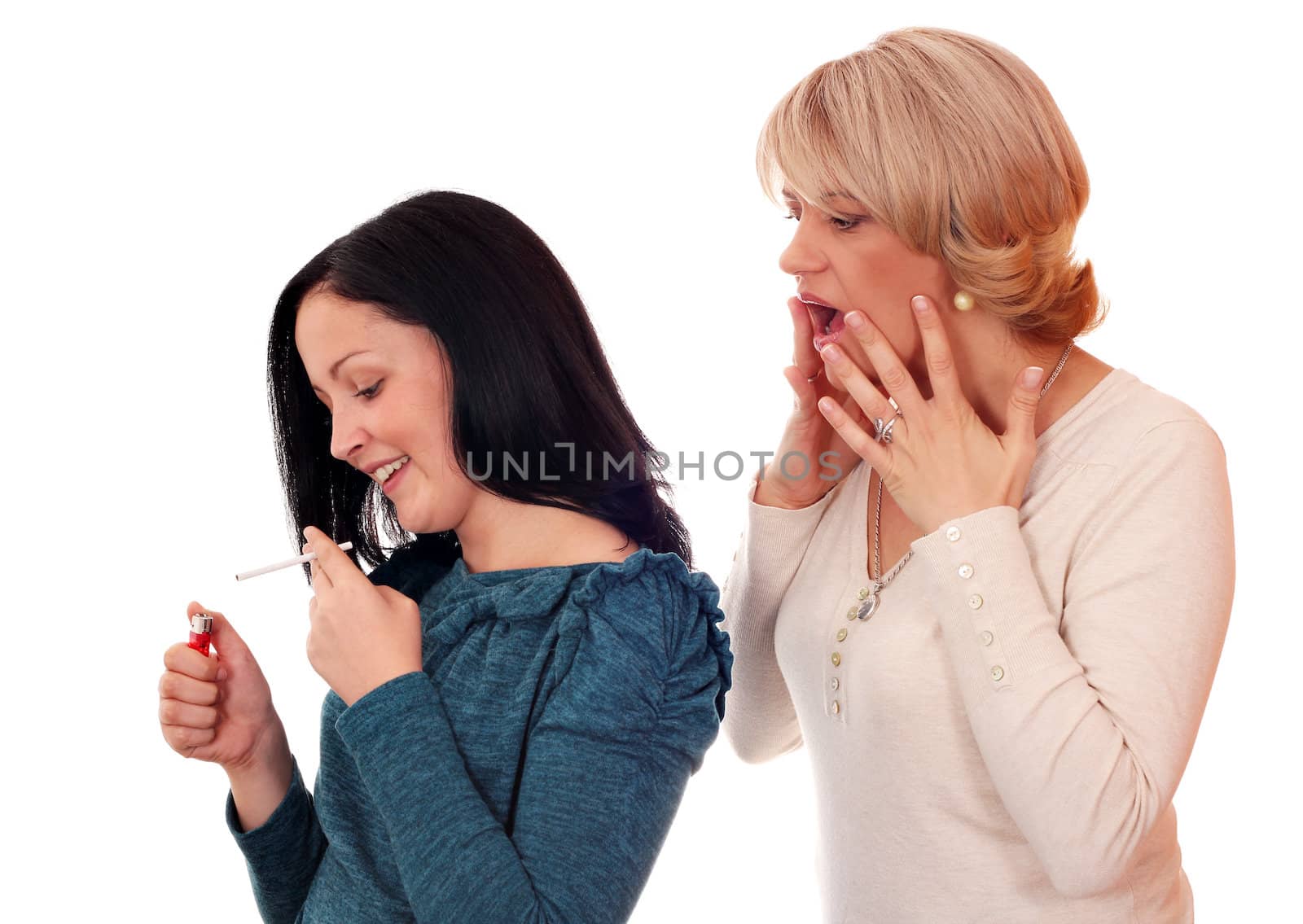shocked mother finds out that her daughter smokes