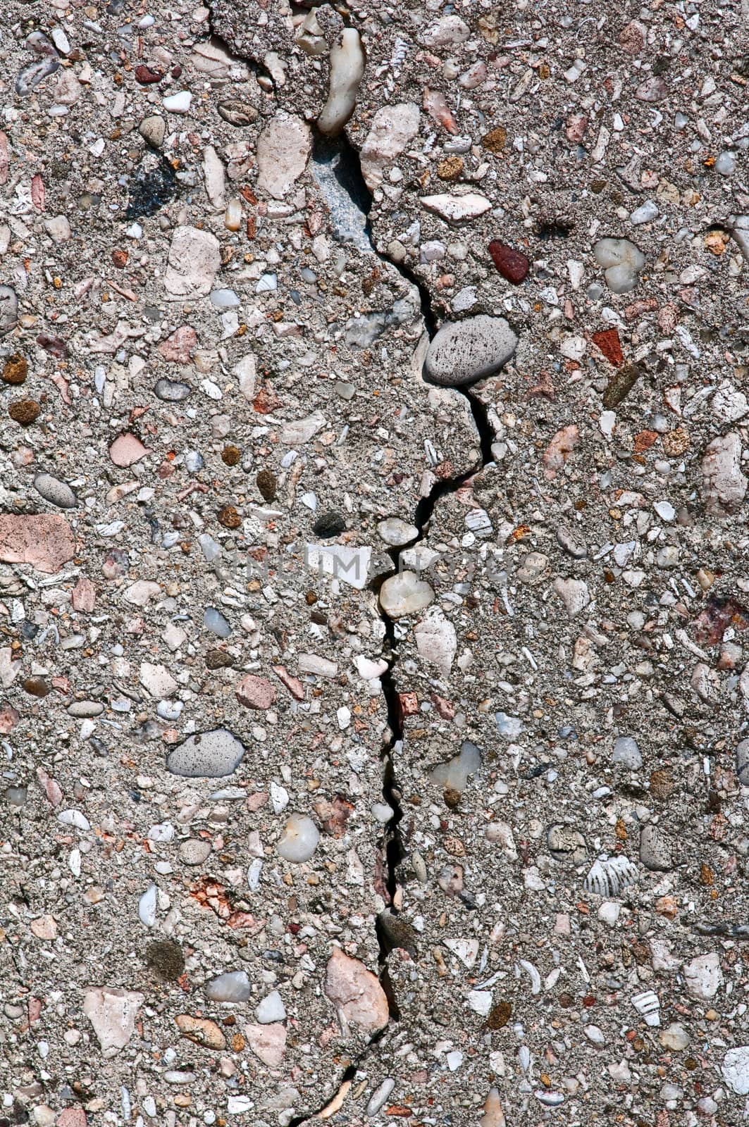 cracked concrete wall by DNKSTUDIO