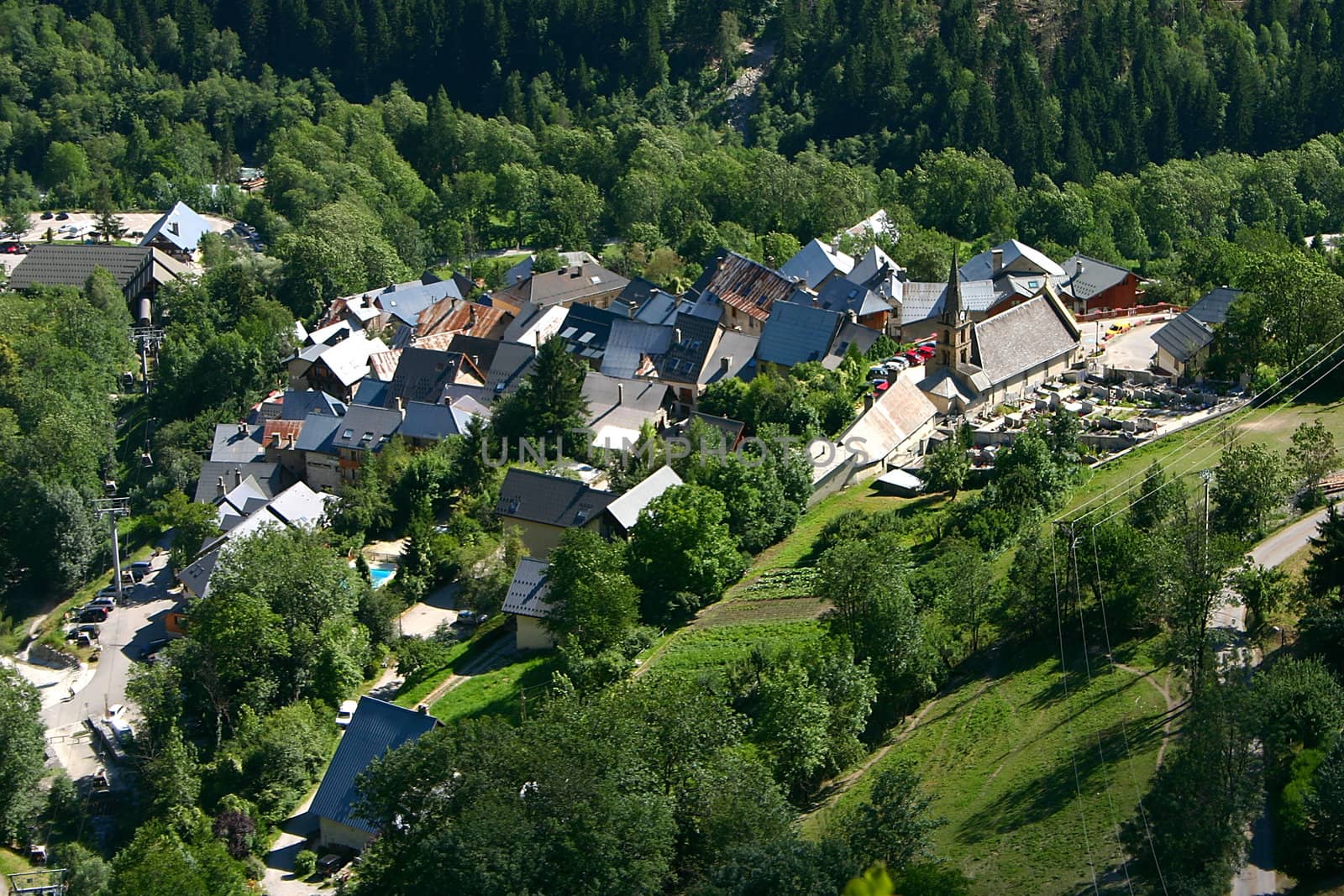 Venosc seen from the top of Les Deux Alpes