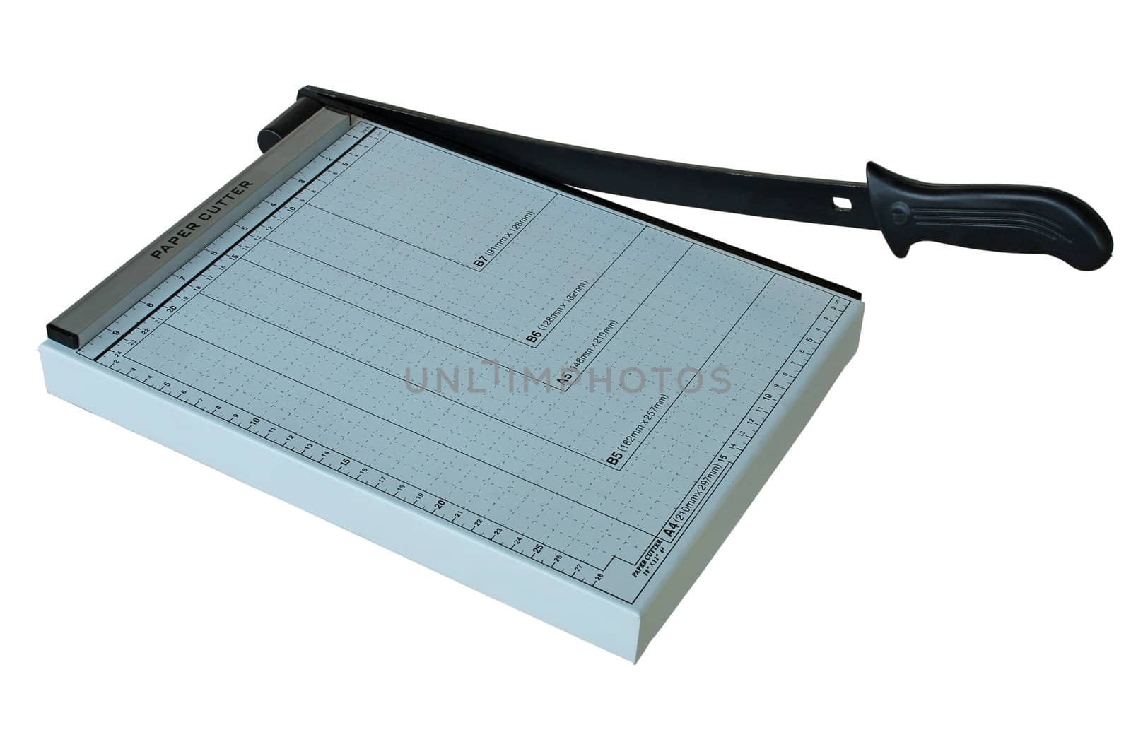 Paper cutter