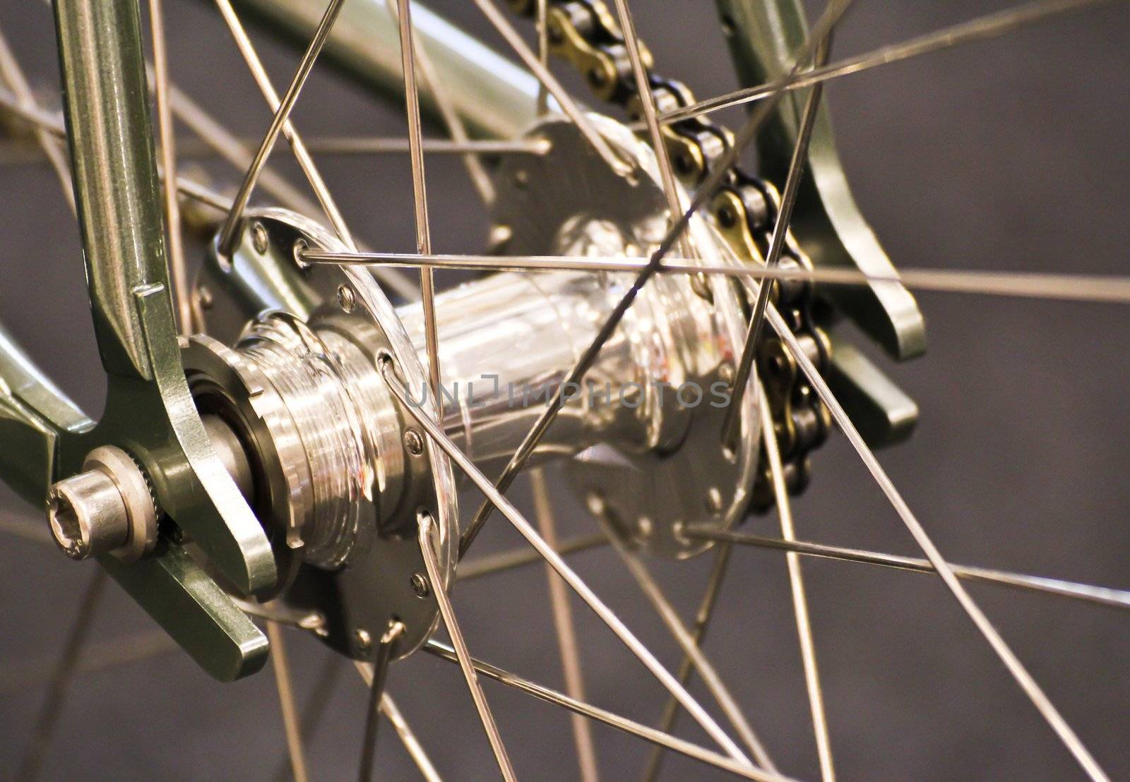 Bicycle hub