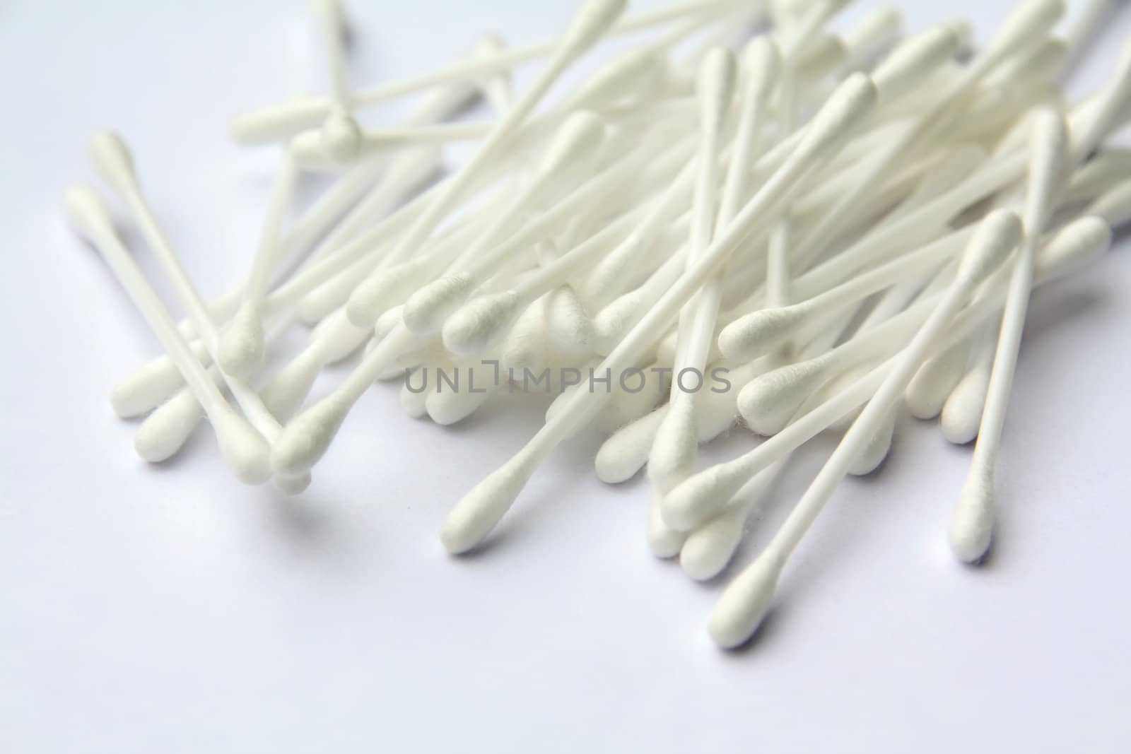 Cotton buds