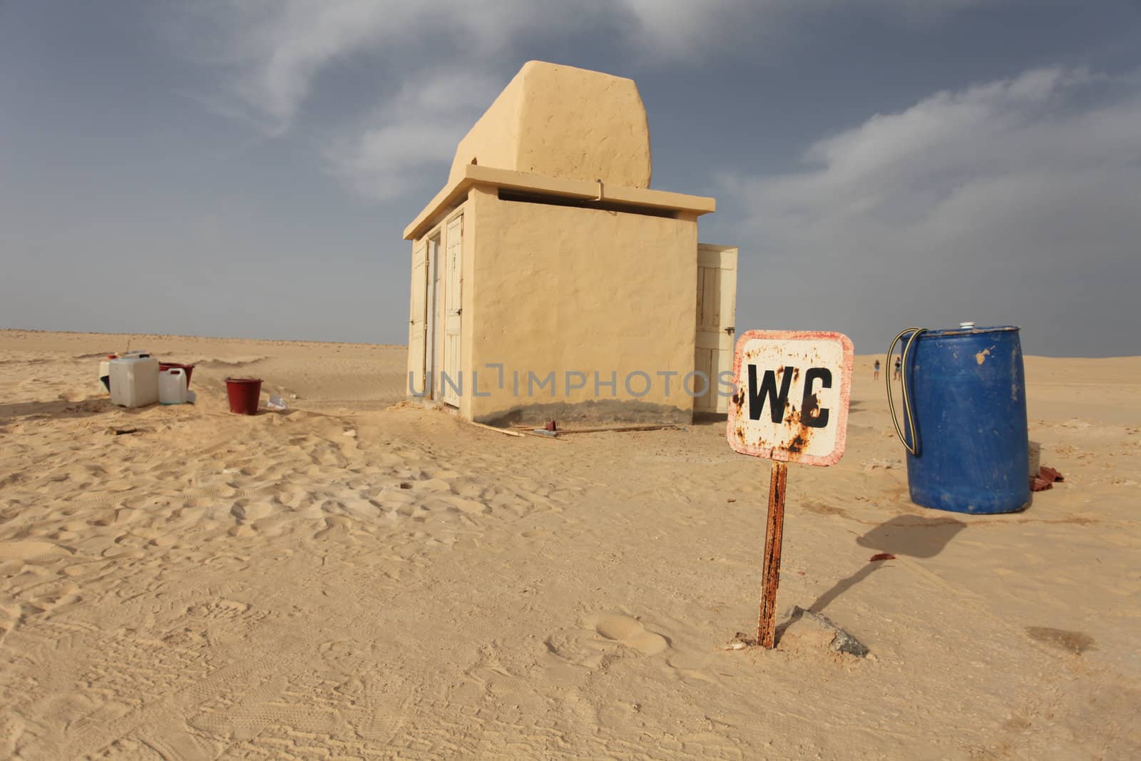 label WC, Restroom in the desert