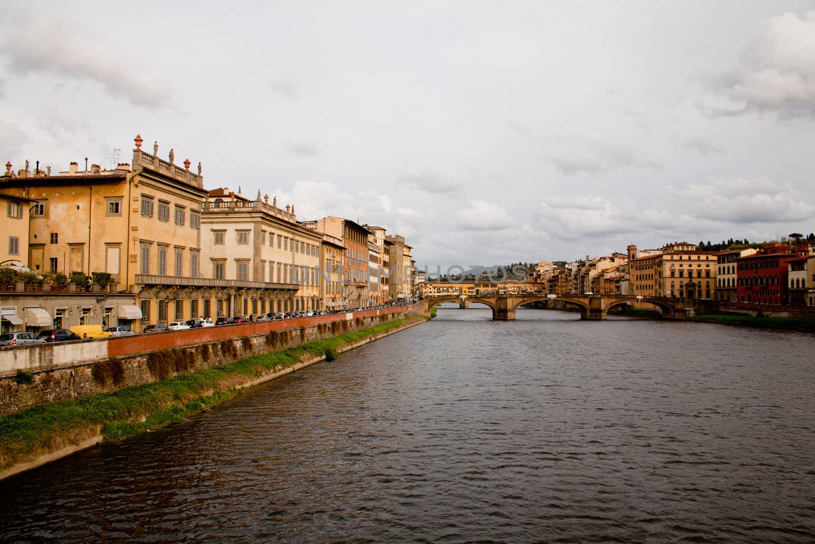 River Arno and old buildings in Florence
