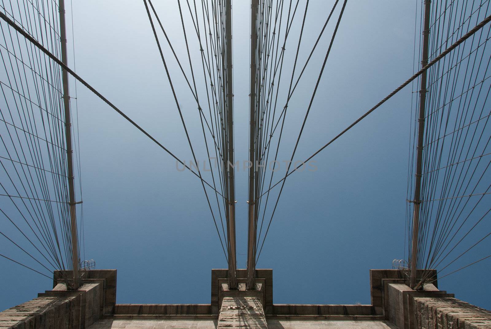 Cross beams of the Brooklyn Bridge