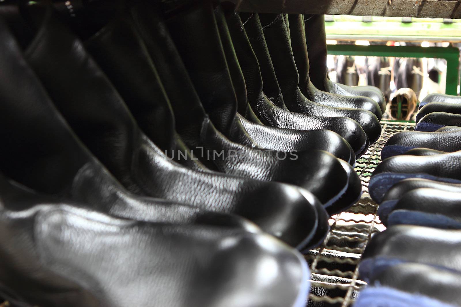 Factory of safety shoes by rufous