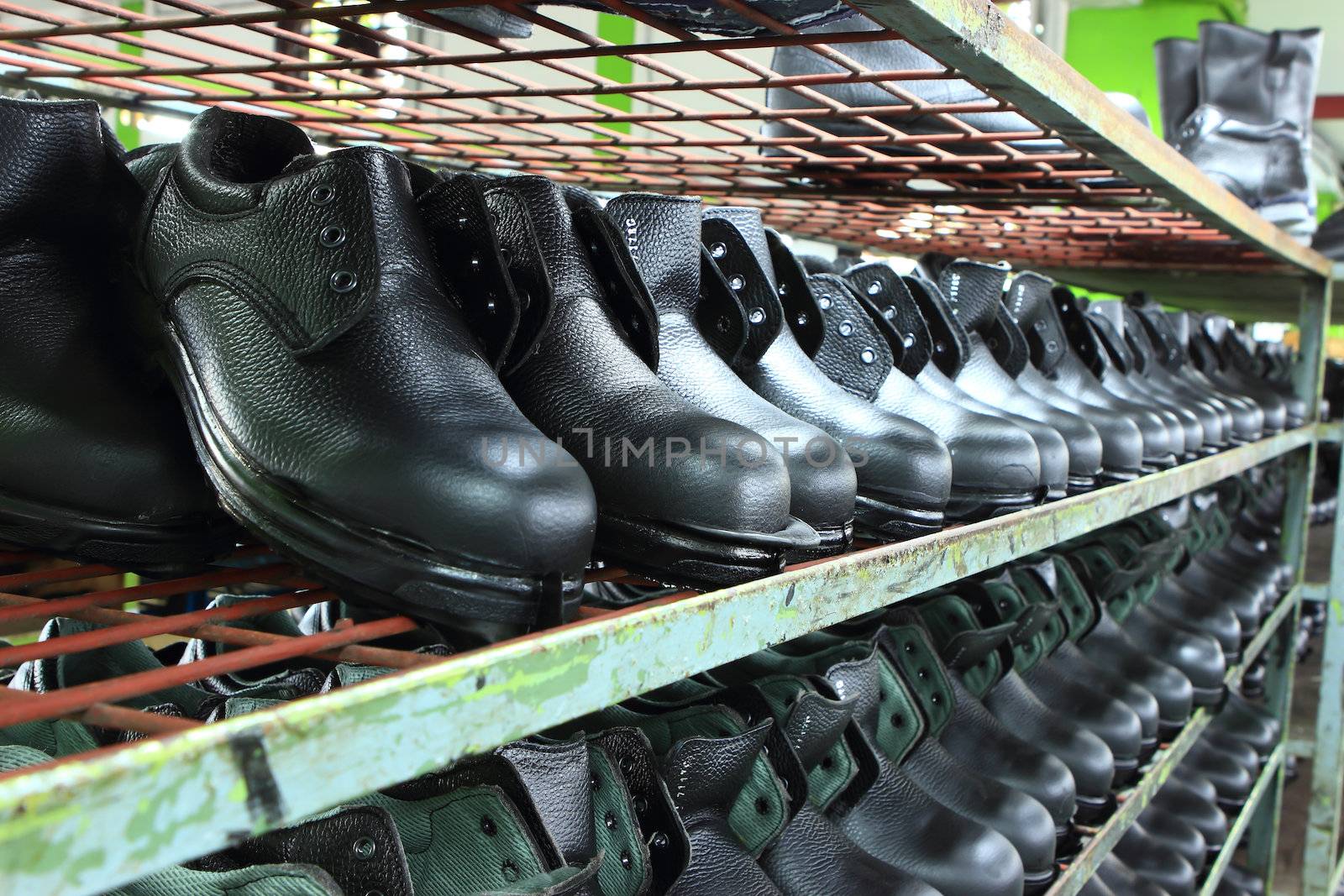 Factory of safety shoes by rufous