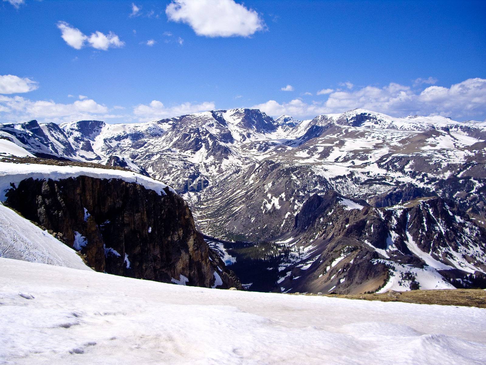 Beartooth Highway mountains after Winter storm  by emattil