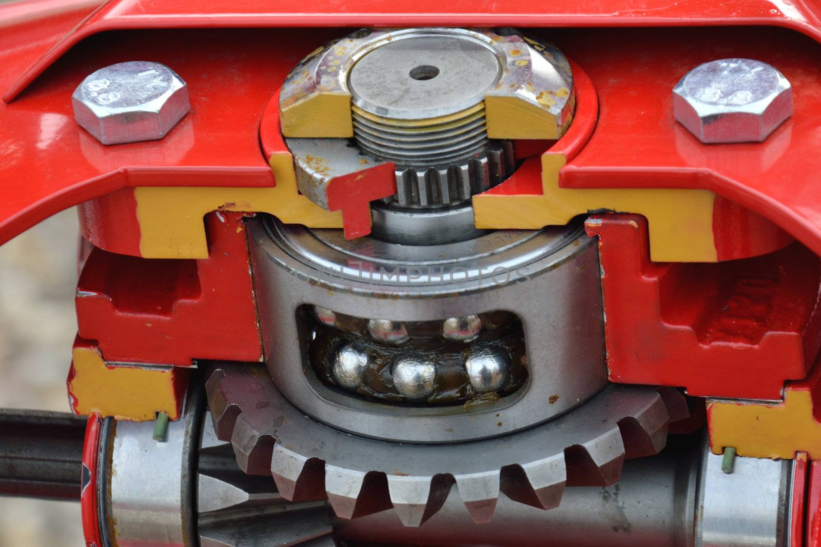 Heavy gear machinery with bearings