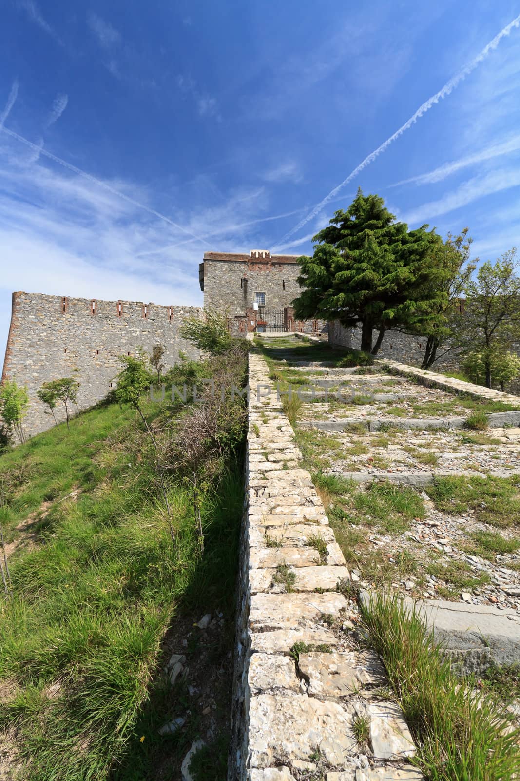 Puin Castle overr Genoa, Italy