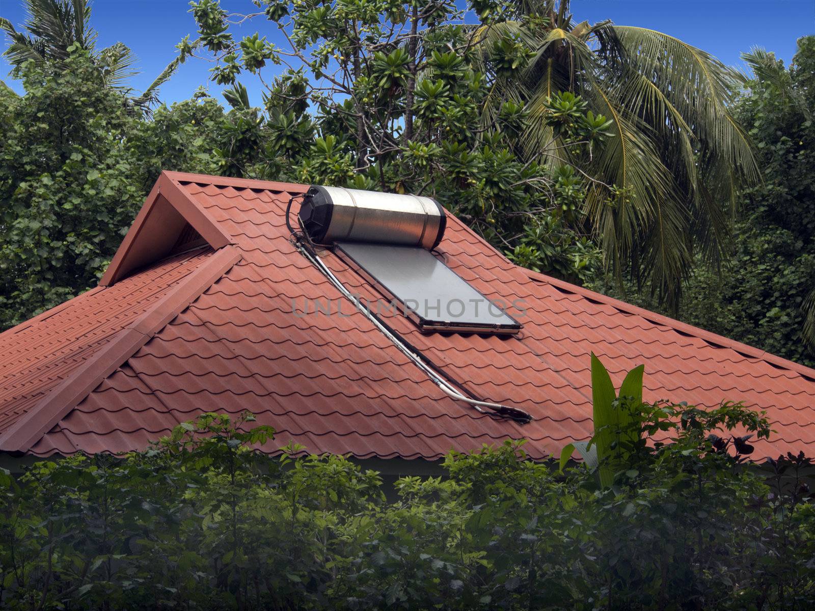 Solar water heater by f/2sumicron