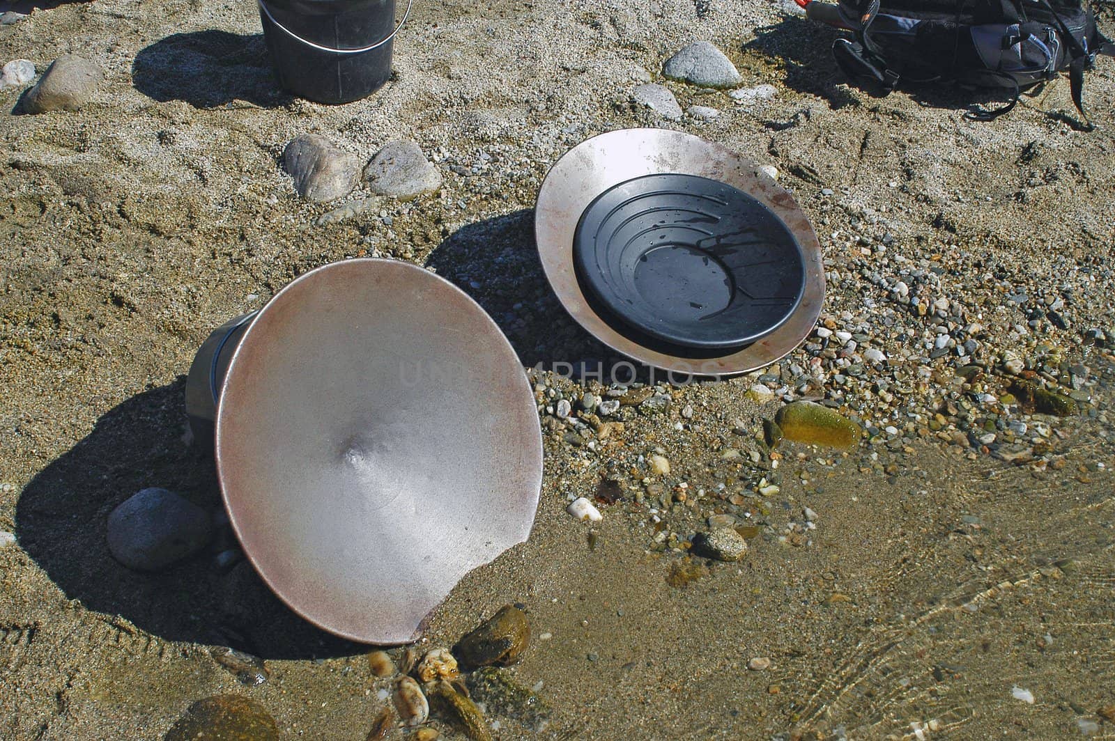 tools of the gold washer                                