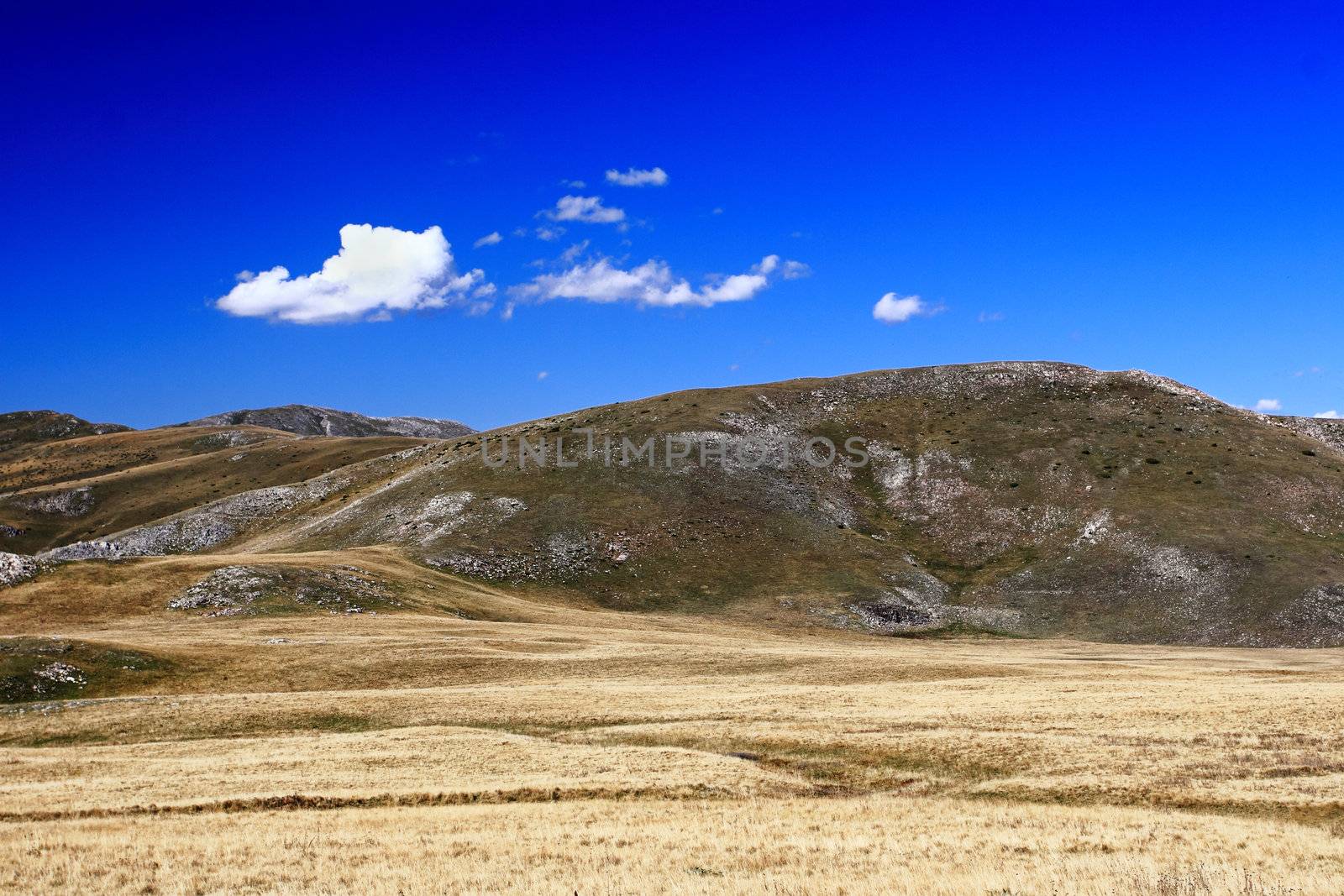 Landscape of Macedonia by kokimk