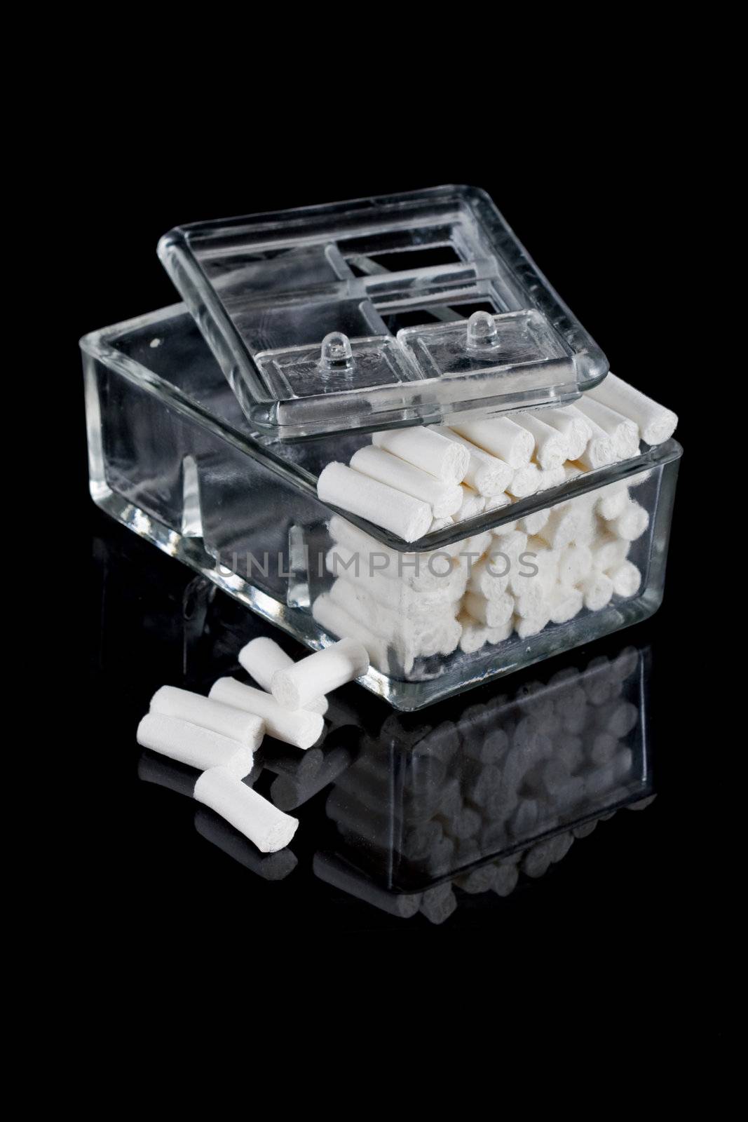 stomatology equipment, round white cotton bars