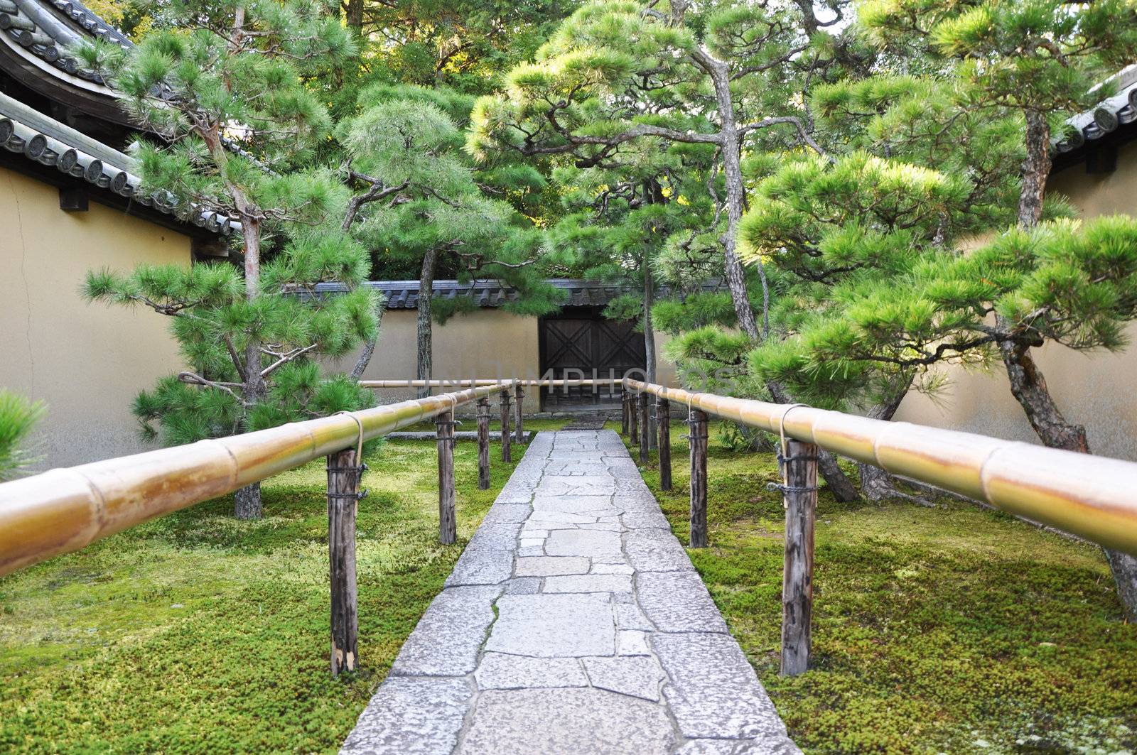 Approach road to the temple, Koto-in a sub-temple of Daitoku-ji by siraanamwong