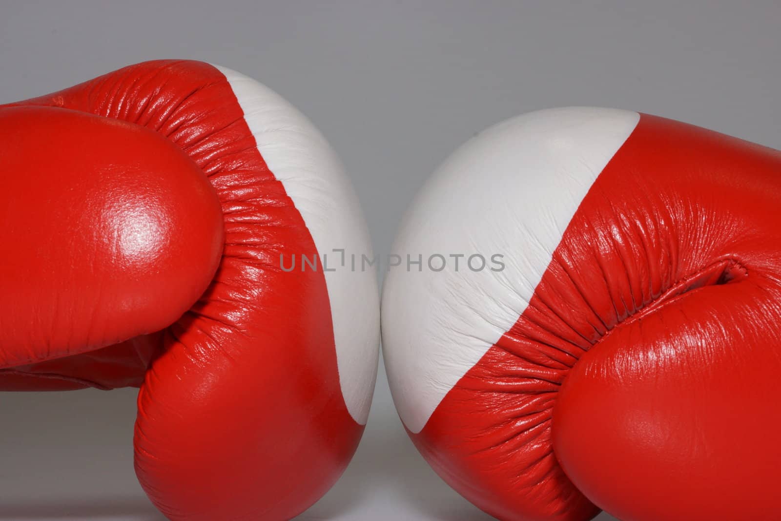 boxing glove by iness007