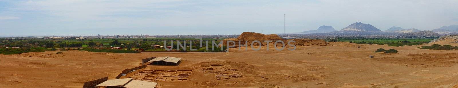 Panoramic photo of Huaca del Sol and archaeological excavations
 by gigidread