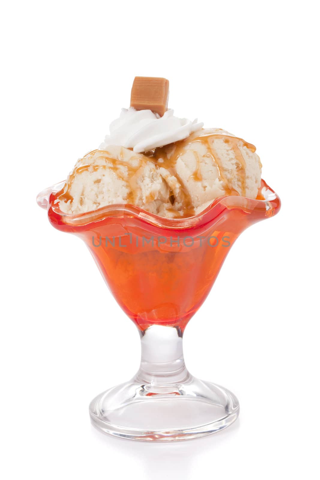 Dulce de leche ice creamwith caramel candy bar on top