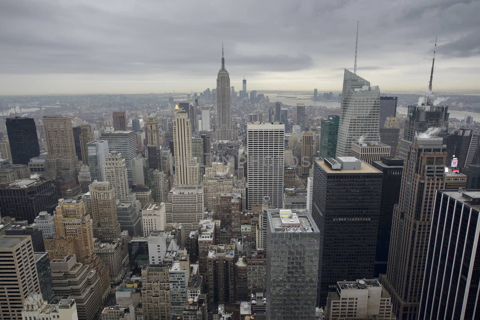 Manhattan view from the observation desk on Rockfeller Center.