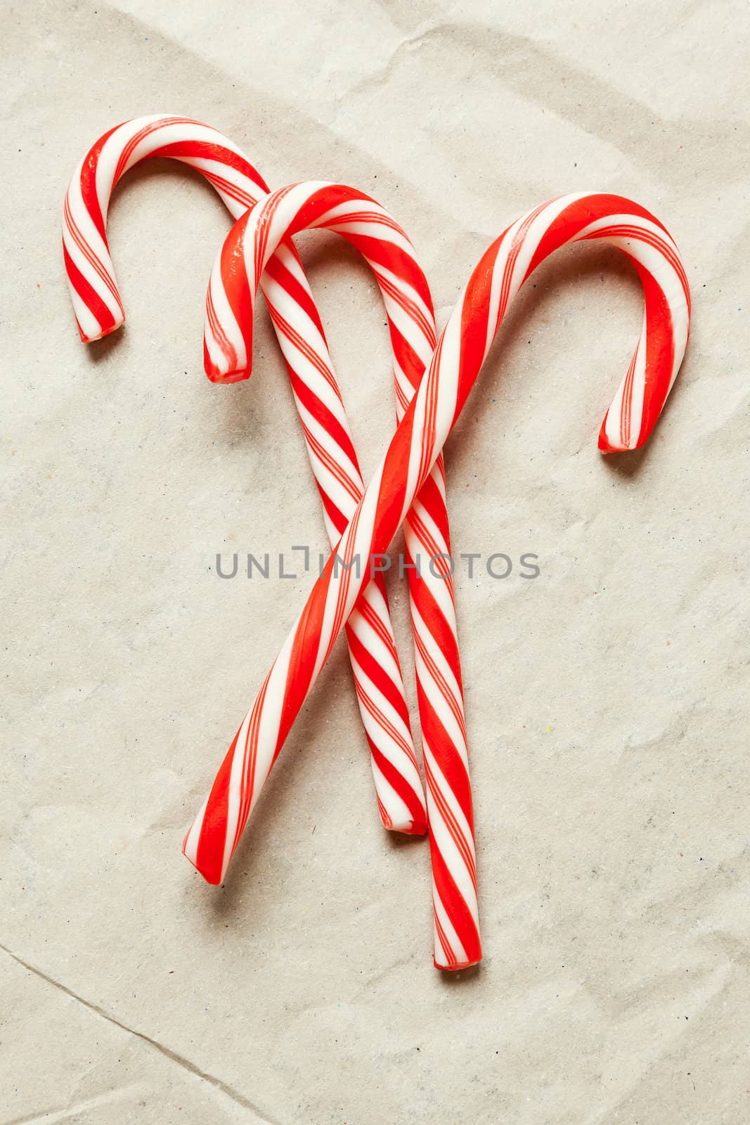 An image of some nice red christmas candy