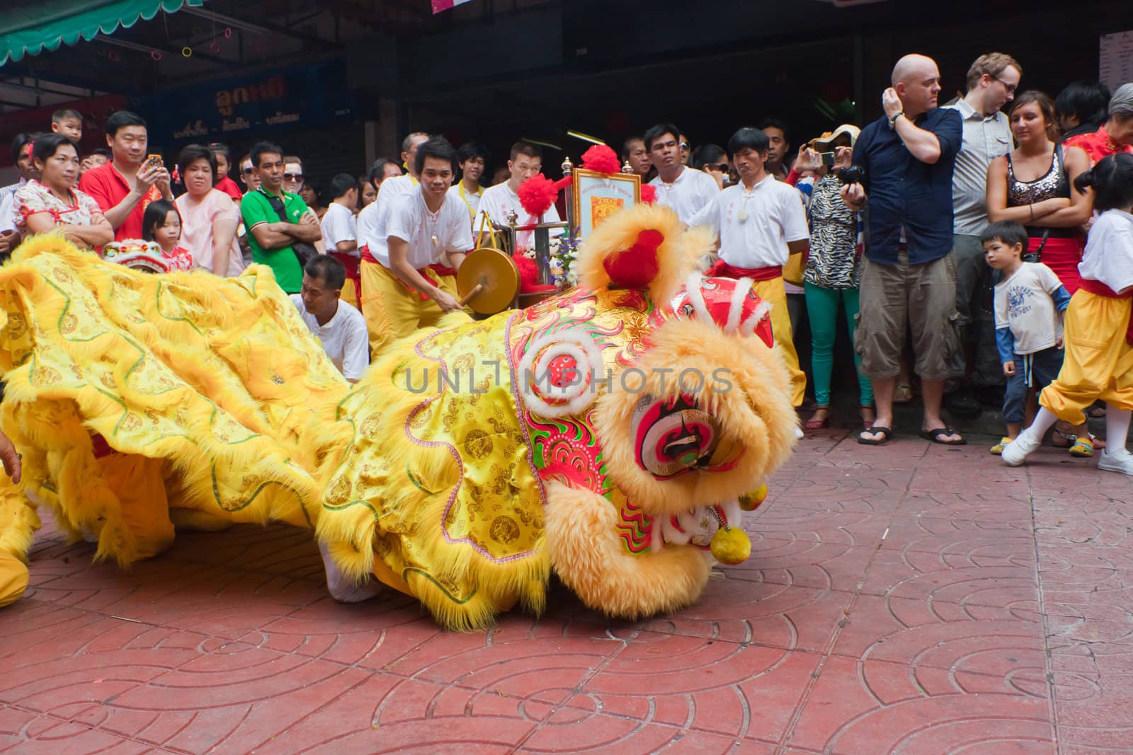 BANGKOK,Chinatown/THAILAND-February 10:Chinese New Year traditions Chinese New Year Celebrations on February 10, 2013 in BANGKOK 