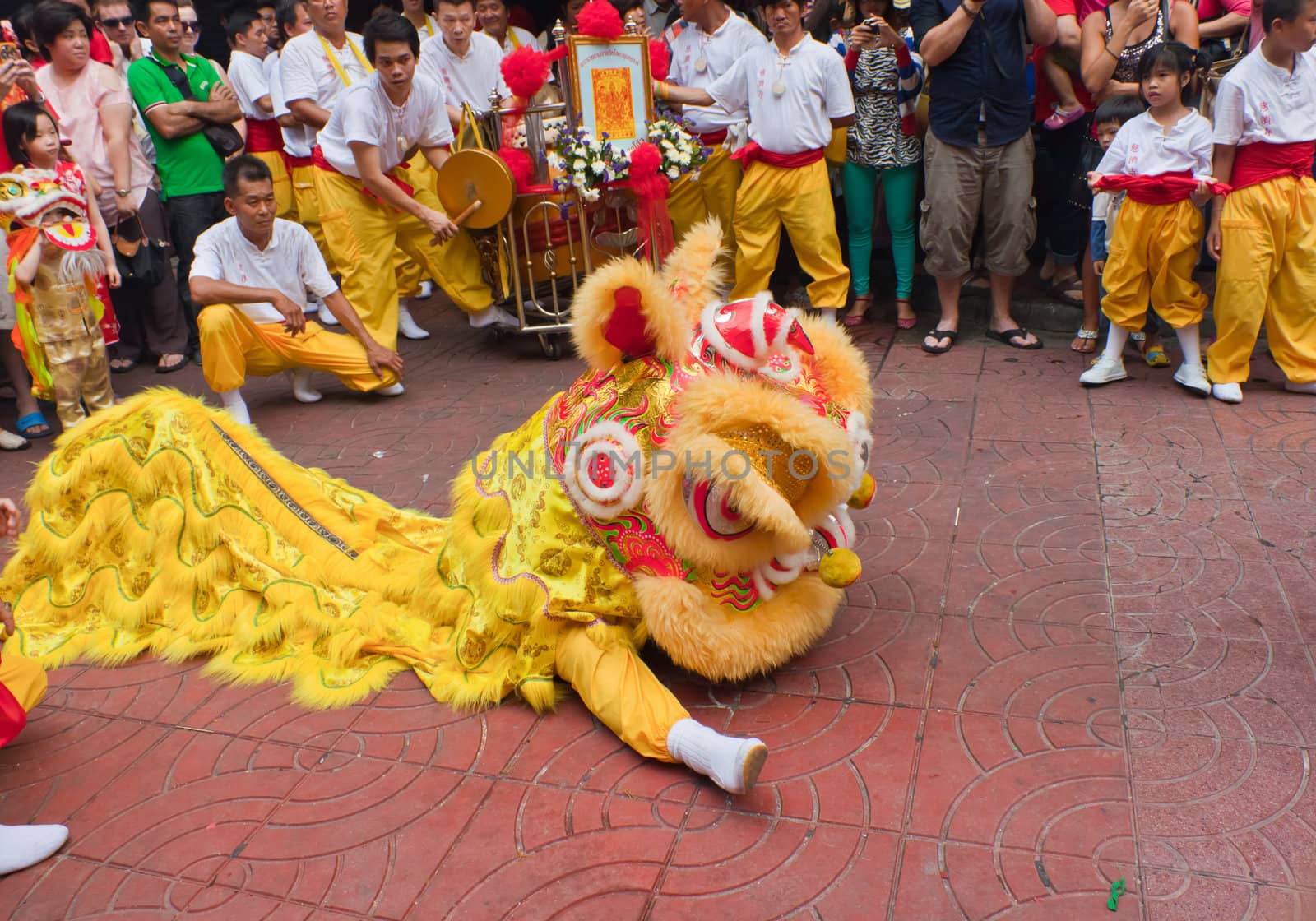 BANGKOK,Chinatown/THAILAND-February 10:Chinese New Year traditions Chinese New Year Celebrations on February 10, 2013 in BANGKOK 