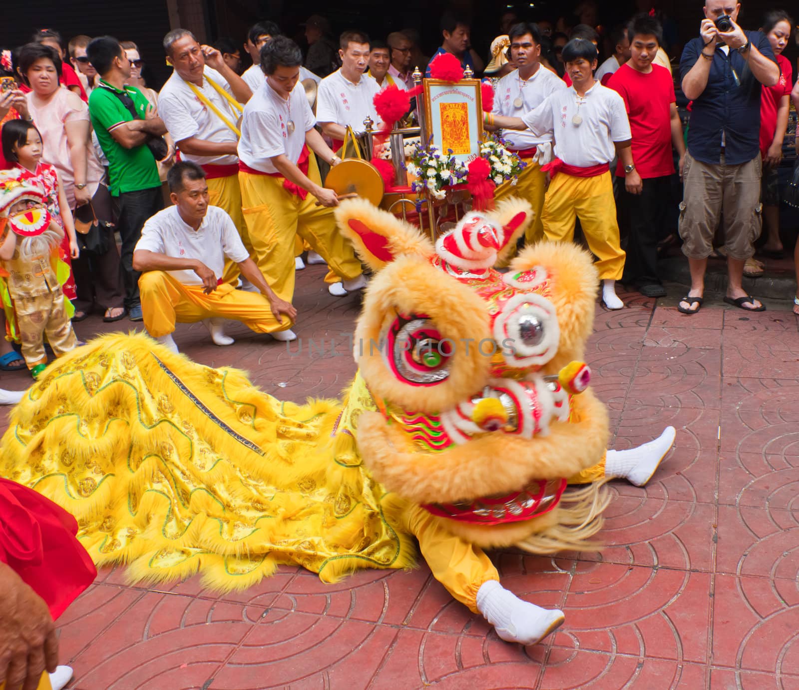 BANGKOK,Chinatown/THAILAND-February 10:Chinese New Year traditions Chinese New Year Celebrations on February 10, 2013 in BANGKOK 