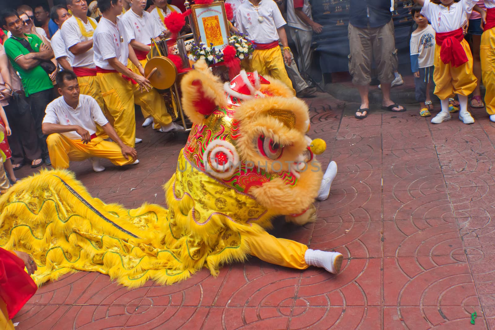 BANGKOK,Chinatown/THAILAND-February 10:Chinese New Year traditions Chinese New Year Celebrations on February 10, 2013 in BANGKOK 